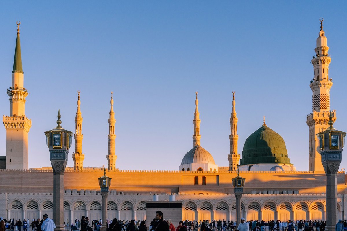 خدمة مرافق